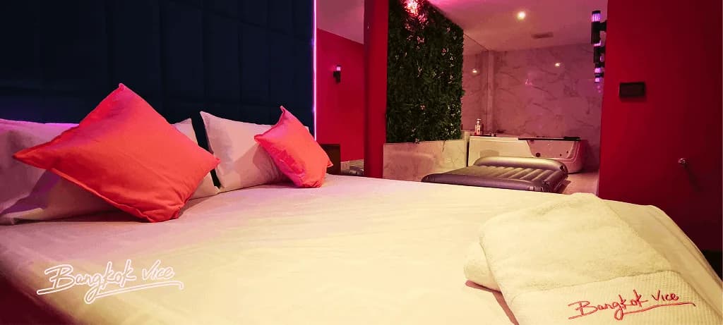 Erotic Soapy Massage & Nuru Massage Parlor in Bangkok
