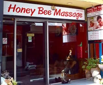 Honey Bee Massage Bangkok | Happy Ending & Full Service Massage Bangkok