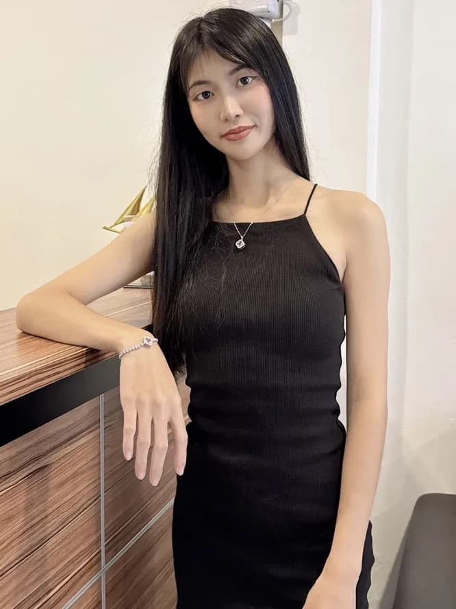 女の子のプロフィール | PICASSO BANGKOK