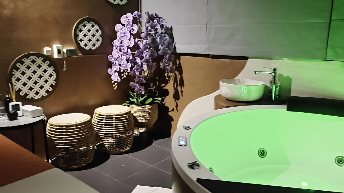 Wonder Massage Bangkok – Nuru Spa photo 2