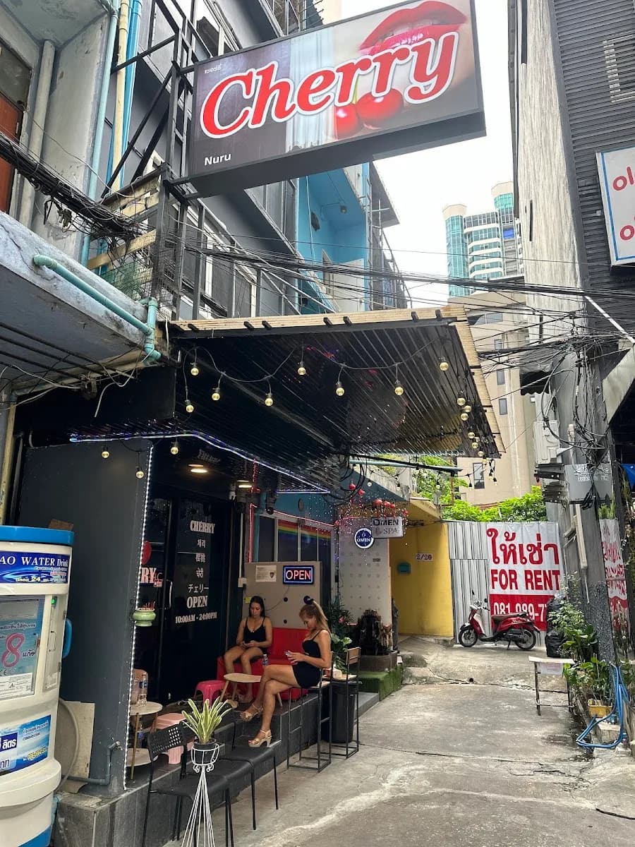 Cherry Massage Bangkok cover