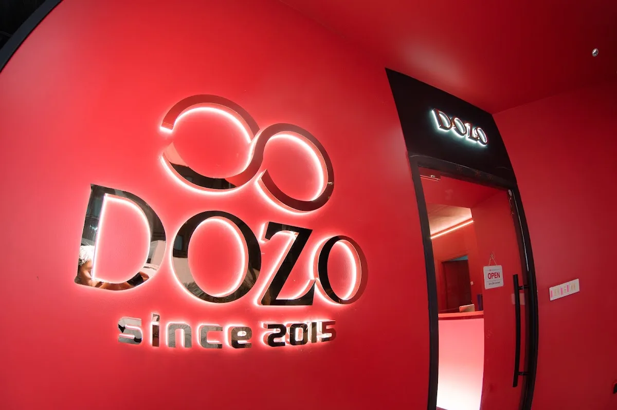 Dozo Massage cover