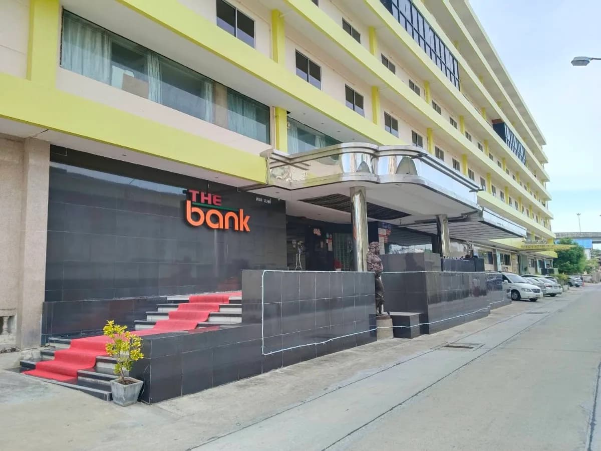 The Bank Massage Club cover